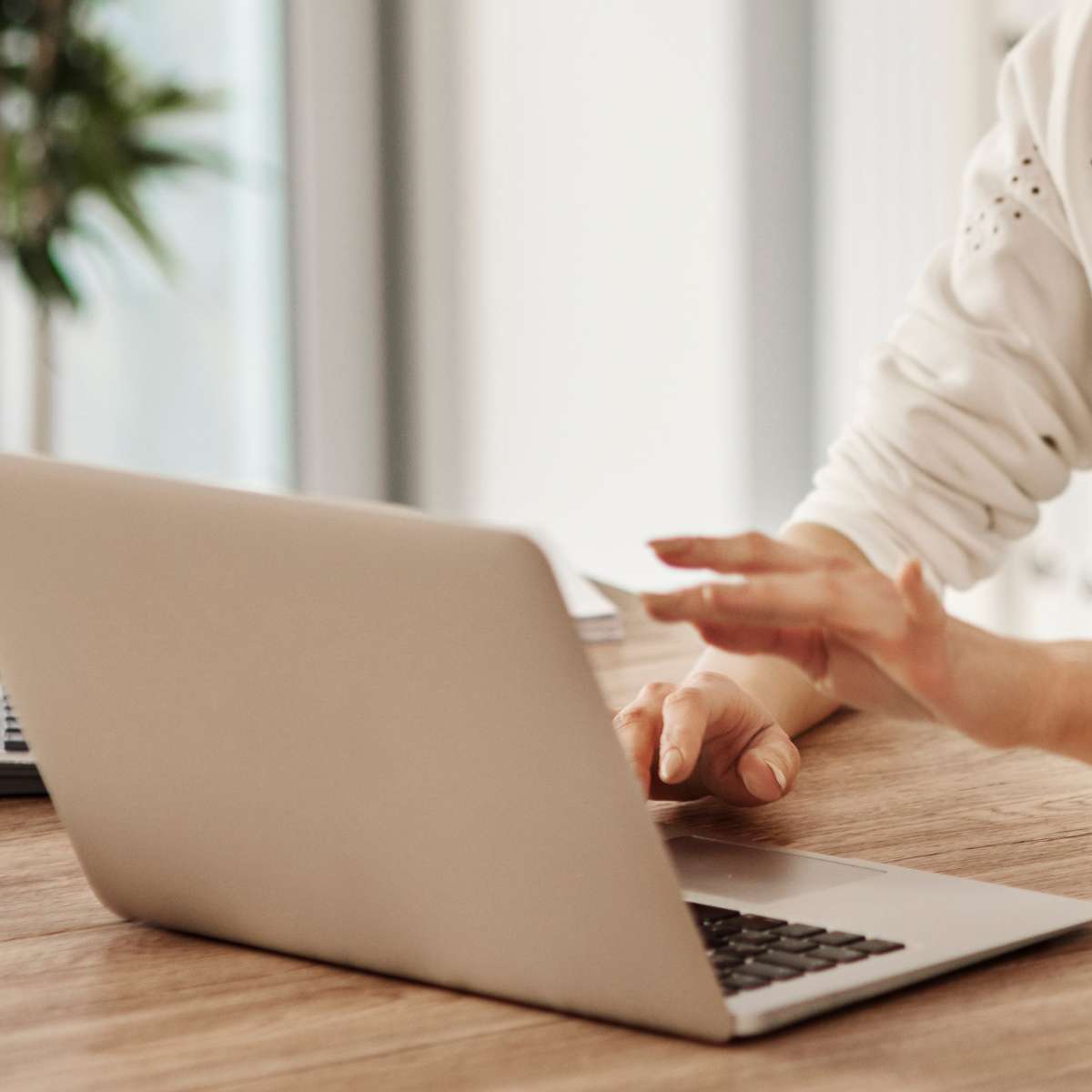 Building an email newsletter: tips & tricks for success